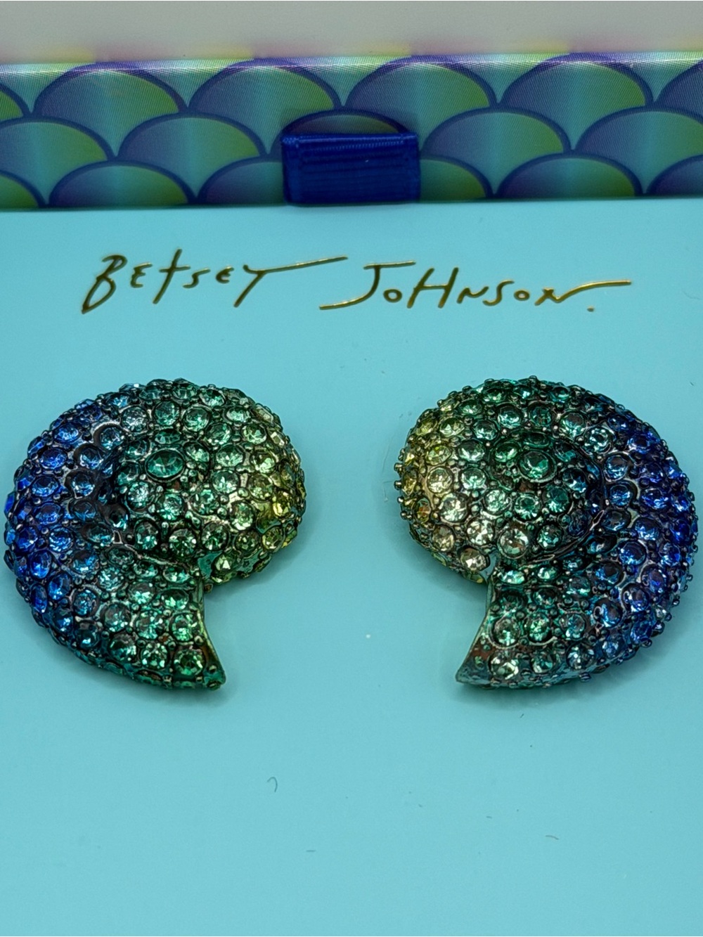 Betsey Johnson Blue Green Crystal Nautilus Shell Stud Earrings NIB